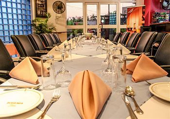 Maxlot Hotel アクラ エクステリア 写真