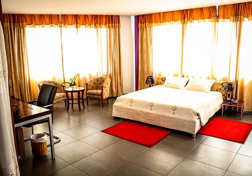 Maxlot Hotel アクラ エクステリア 写真